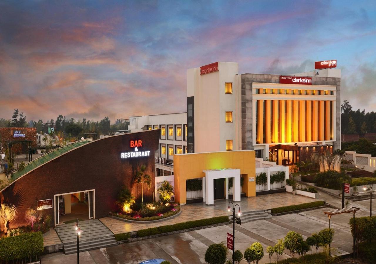 M B Greens Clarks Inn Moradabad Exterior photo