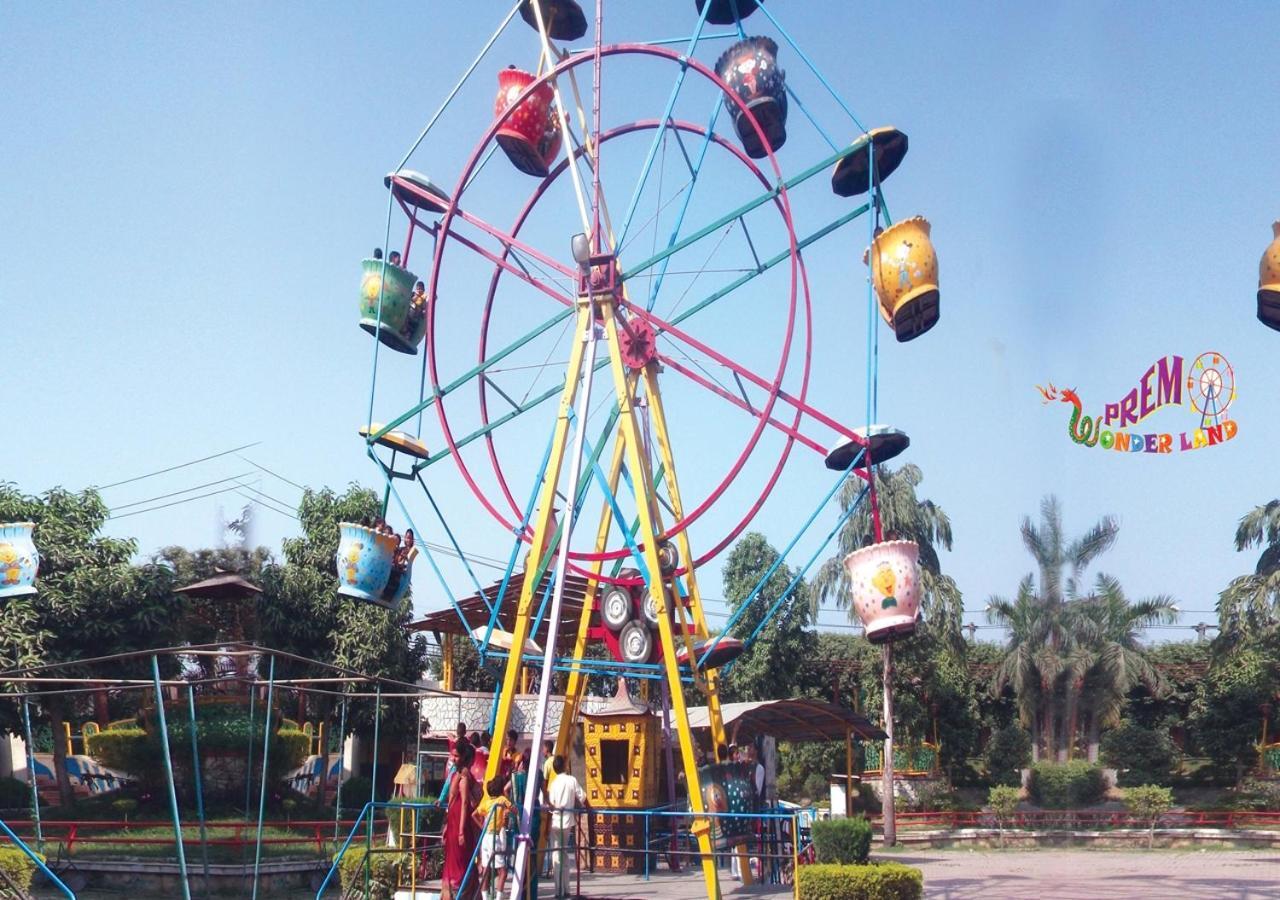 M B Greens Clarks Inn Moradabad Exterior photo